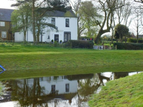 White House Farm Cottages